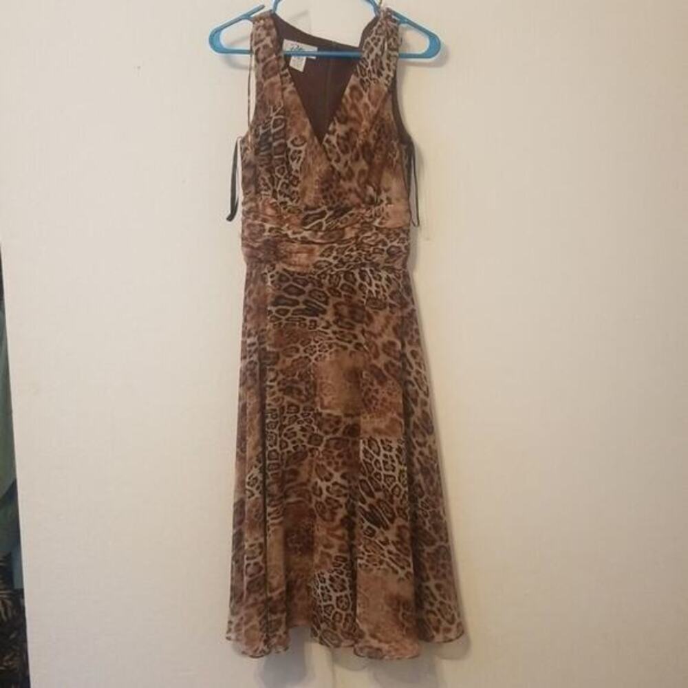 Womens brown dress size 10